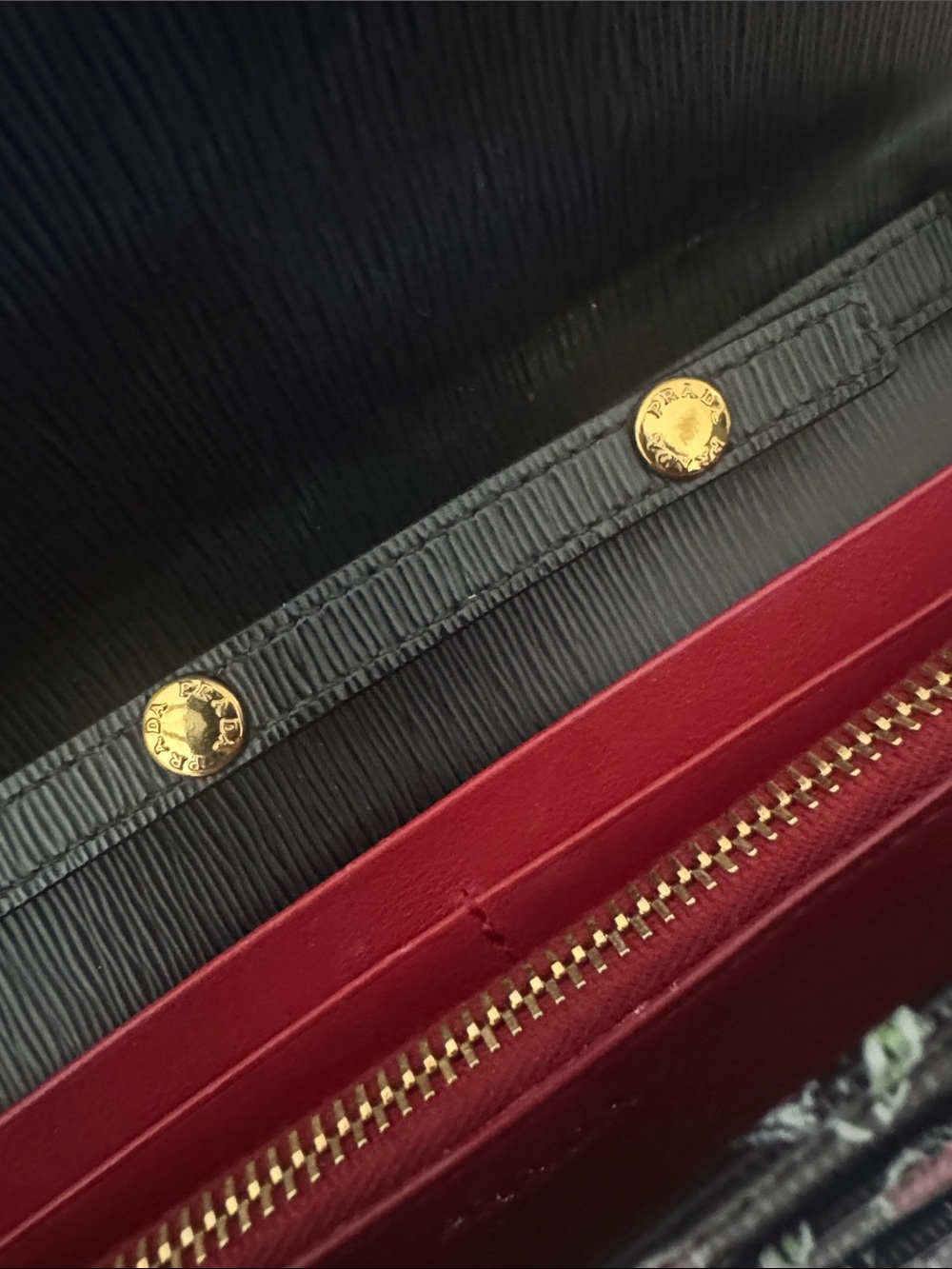 Prada wallet bag beautiful - Picture 5 of 6